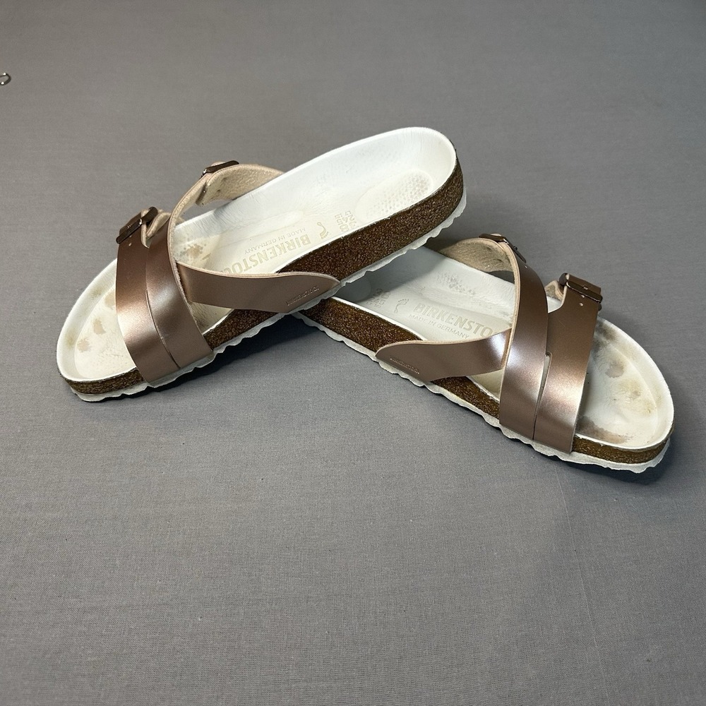 Birkenstock‎ || Rose Gold Buckle Slide Sandals Women's 38 US 7.5 Cork
